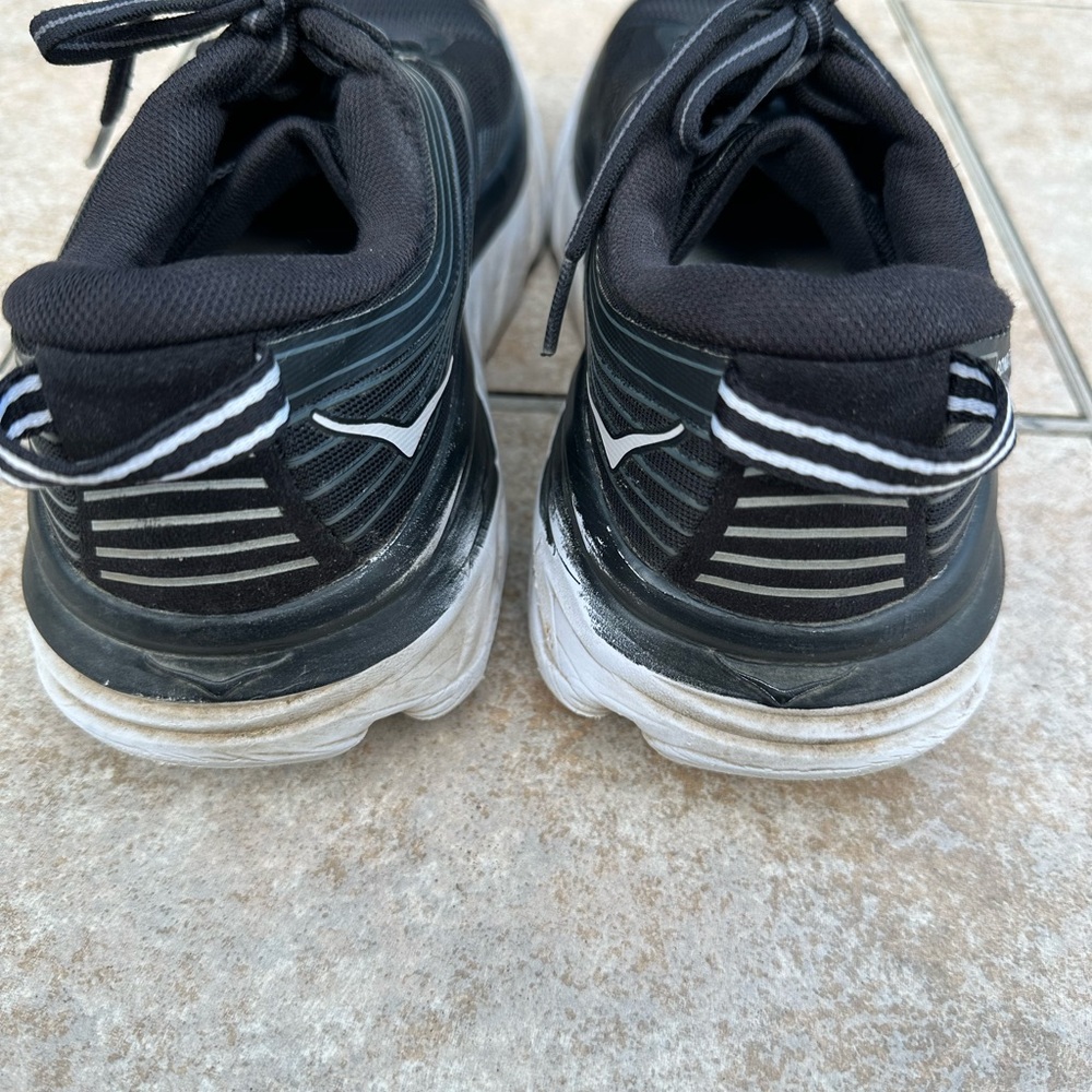 Hoka One One Bondi 7 Running Sneakers Shoes Black White Women's - Picture 6 of 11